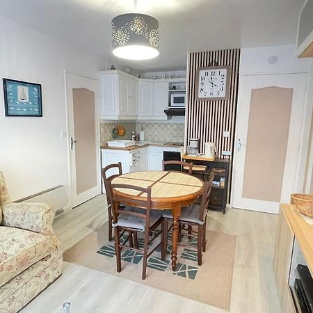 Appartement 2 pièces entièrement rénové Villers-sur-Mer Esterno foto
